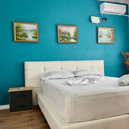 Central Room Private Entry And Bathroom Tirana Exterior photo