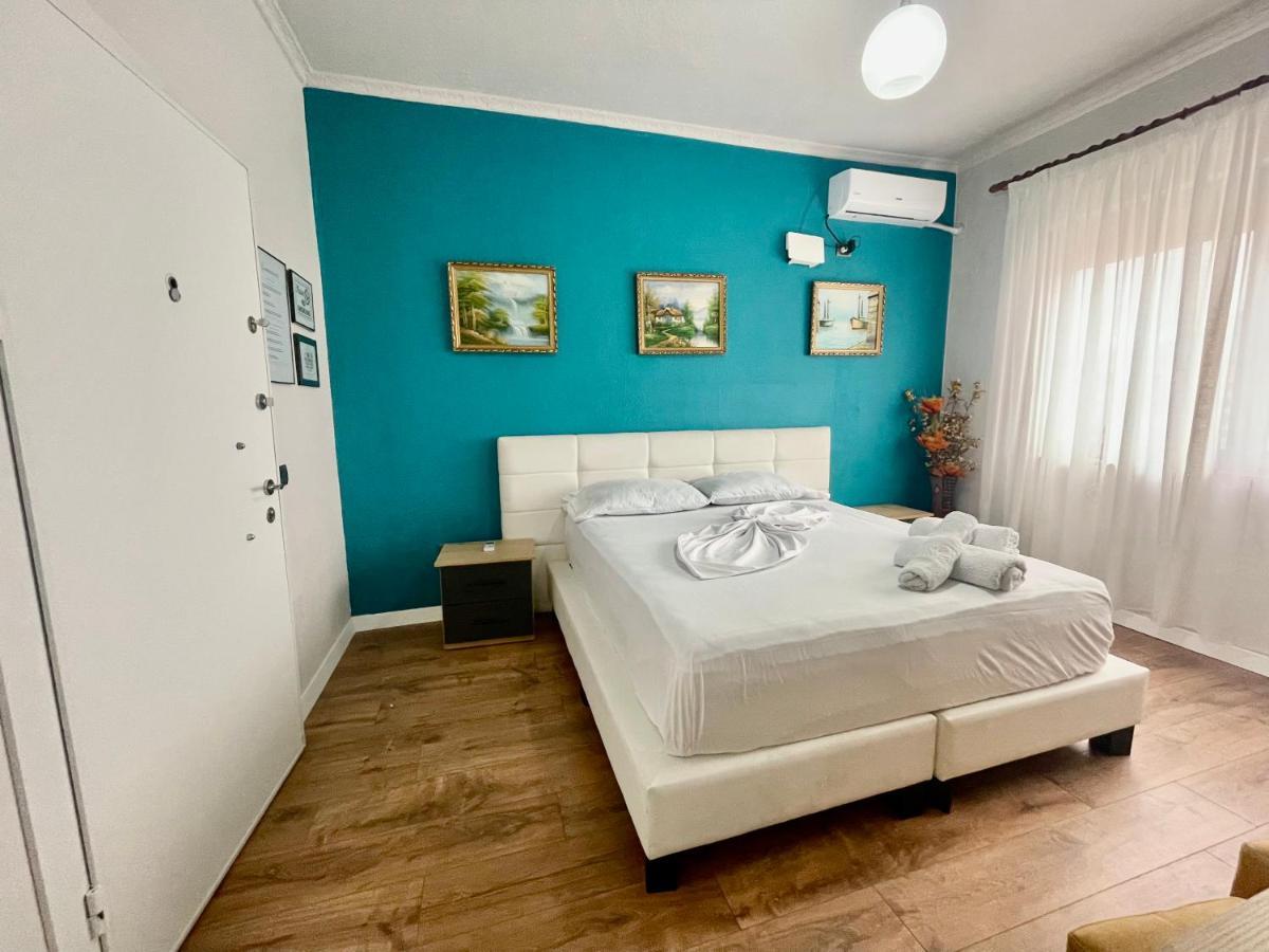 Central Room Private Entry And Bathroom Tirana Exterior photo