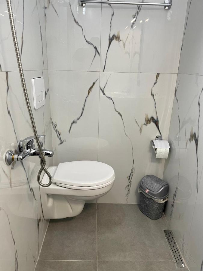 Central Room Private Entry And Bathroom Tirana Exterior photo
